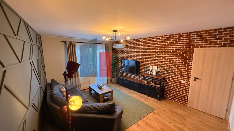 Parcul Carol, Viilor, apartament cu 2 camere de inchiriat cu centrala.