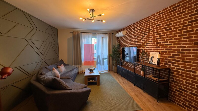 Parcul Carol, Viilor, apartament cu 2 camere de inchiriat cu centrala.