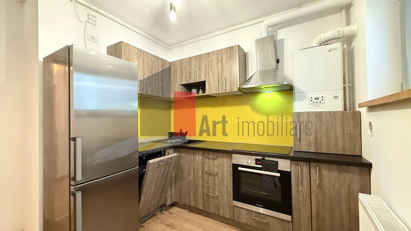 Parcul Carol, Viilor, apartament cu 2 camere de inchiriat cu centrala.